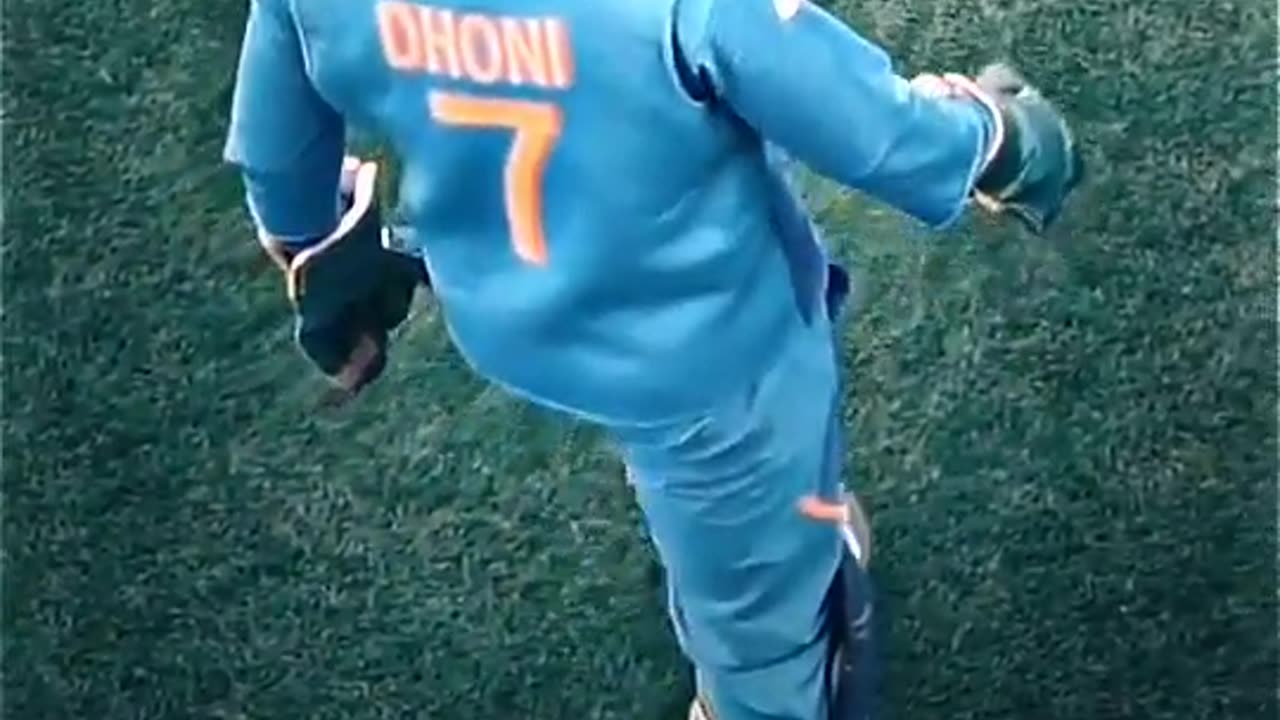 Ms dhoni atitude king 👿👿 #shortsfeed