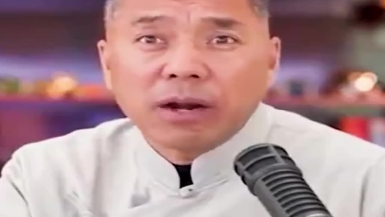 20220710文贵先生直播：巴西现总统雅伊尔⋅博索纳罗在中美之间玩平衡。南美洲会倒退，古巴、巴西、委内瑞拉很快都会 #破产，中拉丁美洲最后一定会跟随西方美式民主!