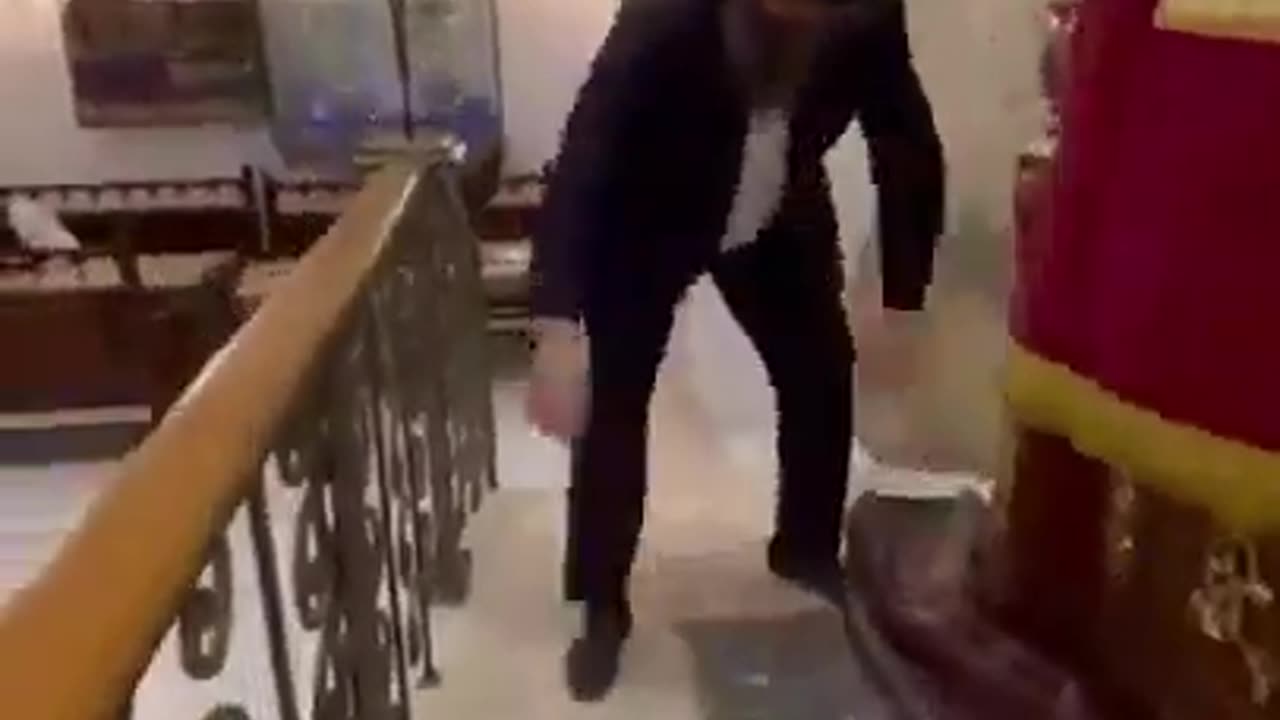 Jew Tunnels found in synagogues worldwide