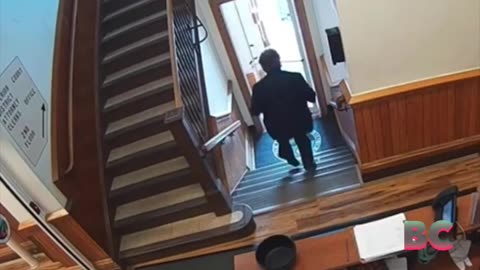 Jurors help detain a man fleeing a Maine courthouse in handcuffs after child assault conviction