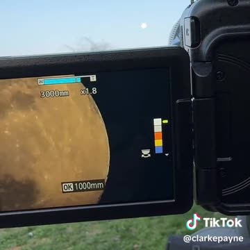 The sun and moon are only about 8,000 km from the flat earth