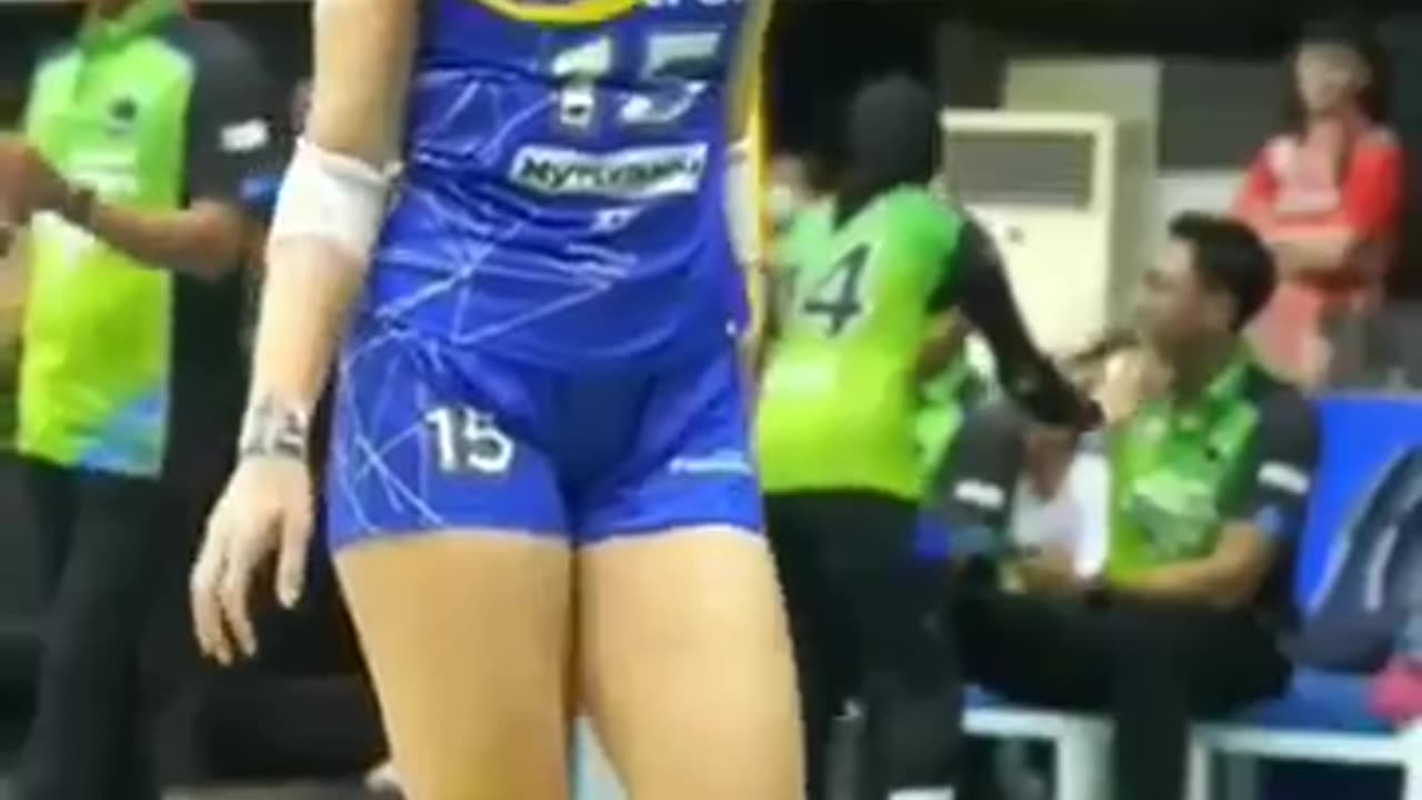 Yolla Yuliana