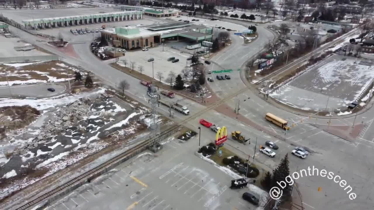 Police moved in clear protesters and vehicles remaining at the Ambassador Bridge blockade this morning, with at least two arrests made today in Windsor. Concrete barriers have been brought in along Huron Church Road