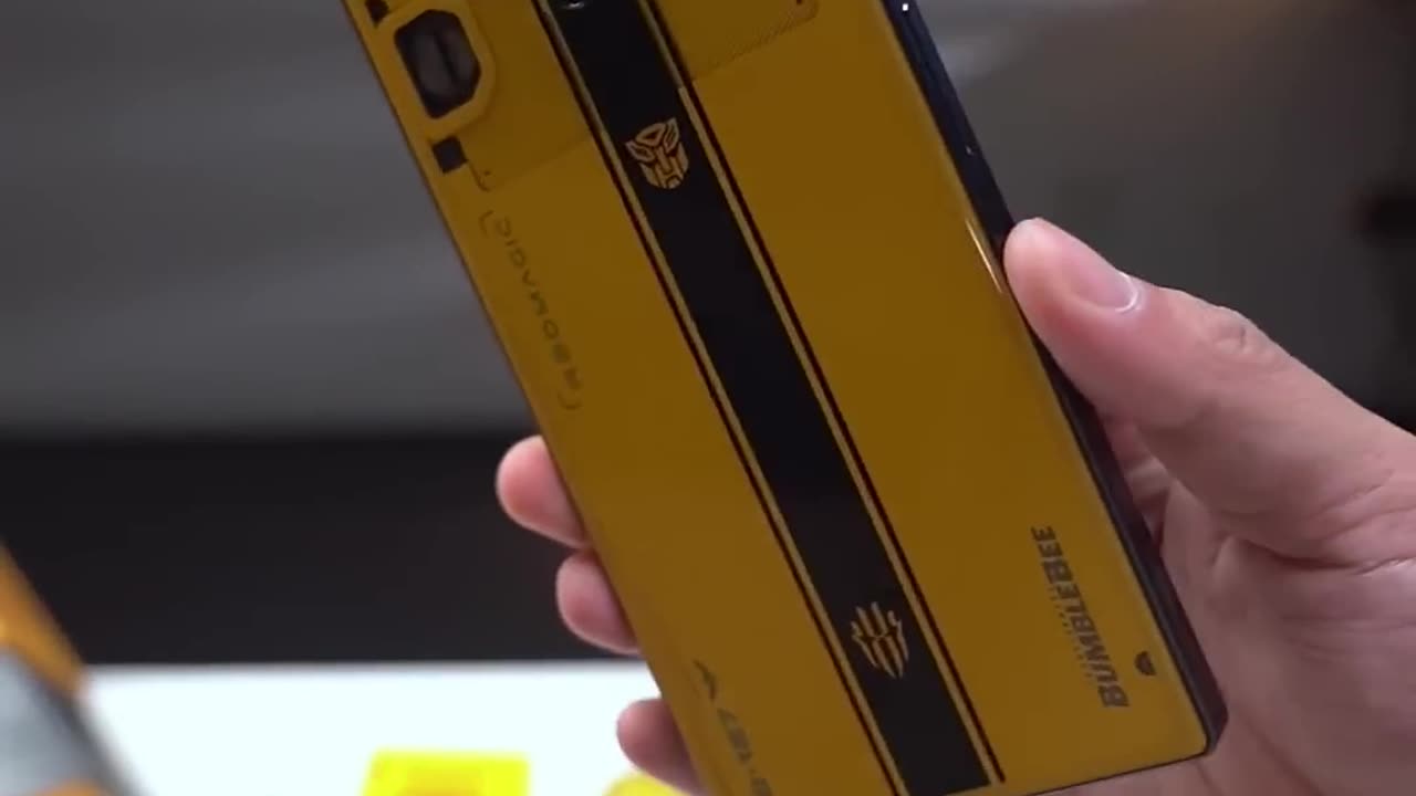 Red Magic 8spro+ Bumblebee limited edition, immersive unboxing