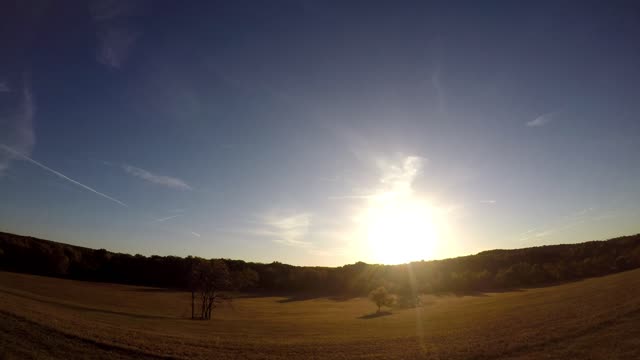 Sun Rise 10 15 22 44f/7c