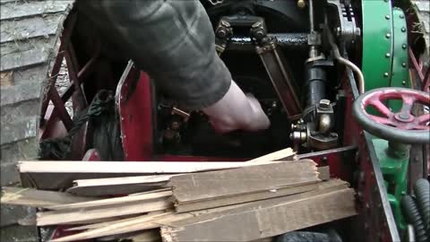 Steaming A 4" Foster Traction Engine