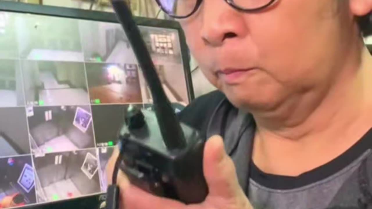 Try Not to Laugh Challenge - Amazing Comedy - Detective Mom and Genius Son EP23