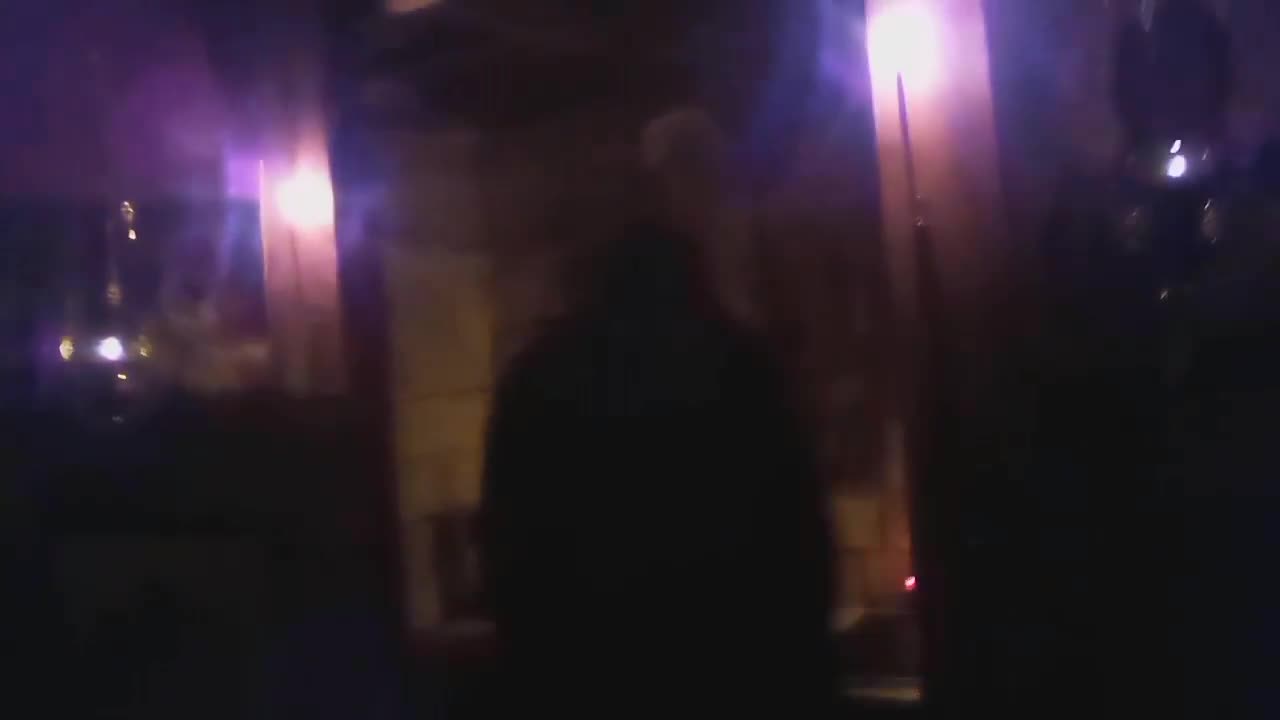 ΝΑ ΜΕΊΝΕΙ ΚΑΙ ΚΑΝΈΝΑΣ ΝΑ ΑΝΑΒΕΙ ΤΆ ΚΑΝΤΉΛΙΑ ΤΩΝ ΑΛΛΩΝ