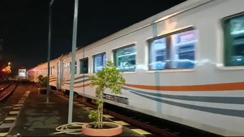 Brawijaya train departure