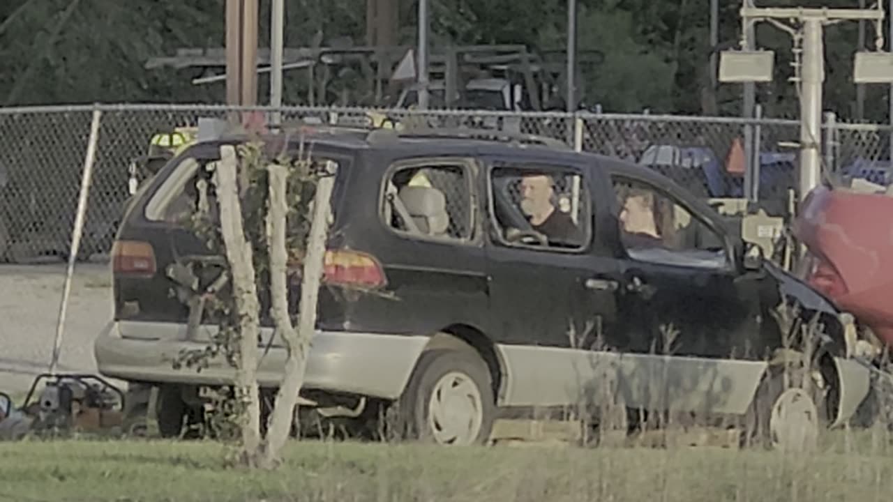 Ray City Ga. Fire Dept. roll-over crash with jaws of life training