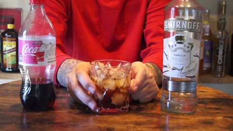 Smirnoff Vanilla Vodka & Coke Move