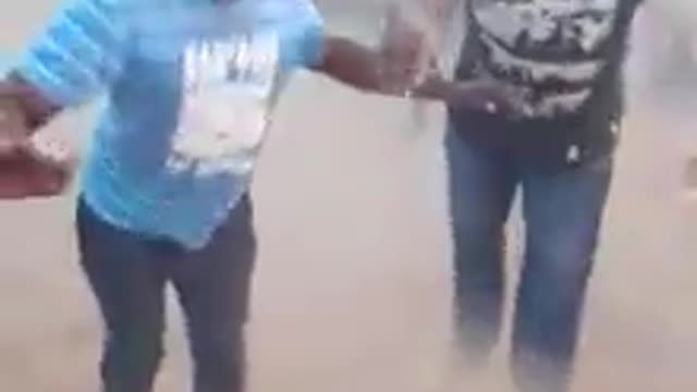 Dancing maniacs