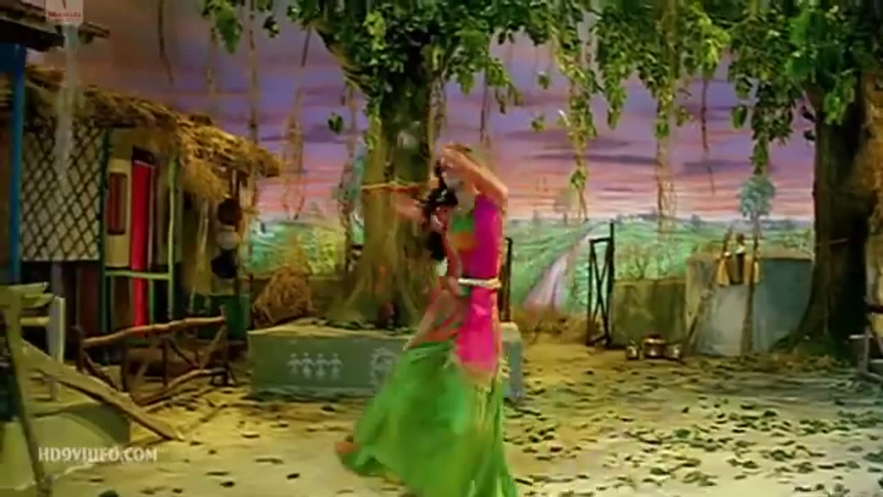 Bin Sajan Jhoola Jhoolon 90 S song #amirkhan #meenakshi #risheekapoor