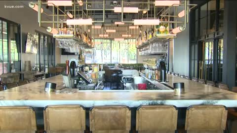 Foodie Friday: Celebrity chef creates menu at Carve American Grille in Austin | KVUE