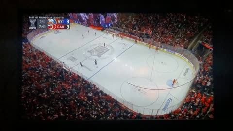 East 1st Round Game 2.- NYI vs CAR - Hurricanes Tied 3-3