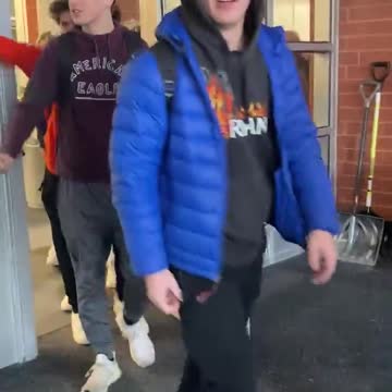 Chicago High Schoolers Walk Out on Mask Mandates