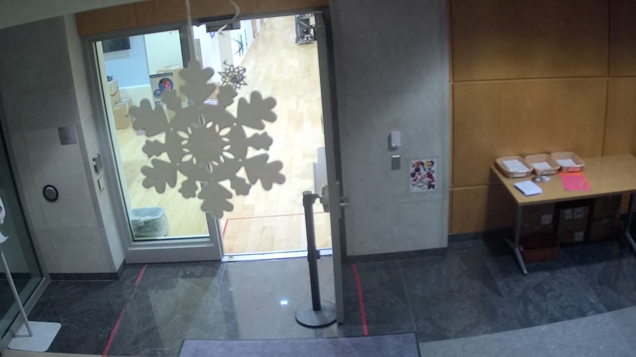 8616OHOB0101B12_2021-01-05_06h05min12s683ms.mp4