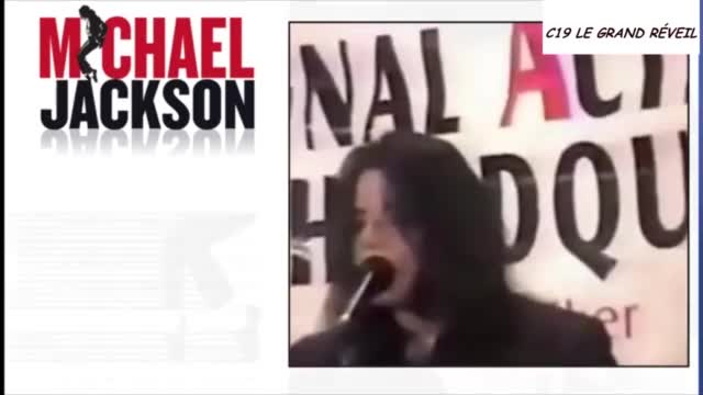 EN 2001 MICHAEL JACKSON TENTE D'ALERTER ET SIGNE DU MÊME COU