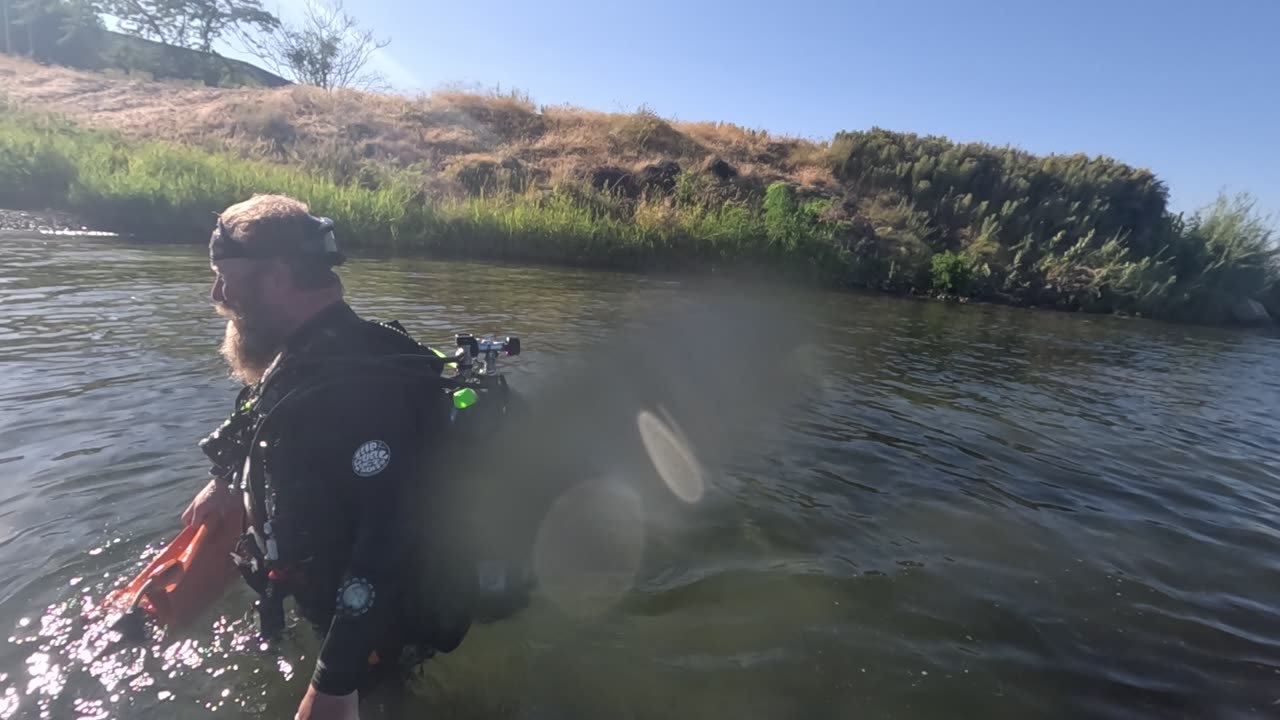 Columbia Jetty Run: Kyle's 50th dive