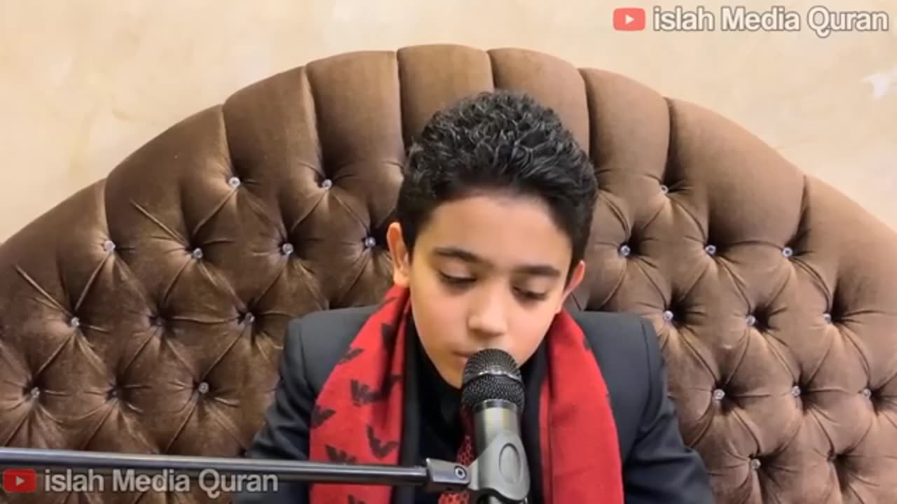 Al .sheikh mushari started crying