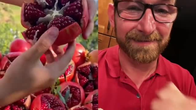 #duet with @ideatimes #learnontiktok #satisfying #pomegranate #relax #tipsandtricks #fruit