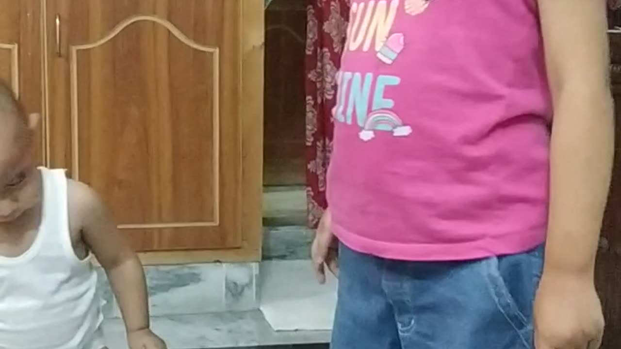 Hafsa funny dance