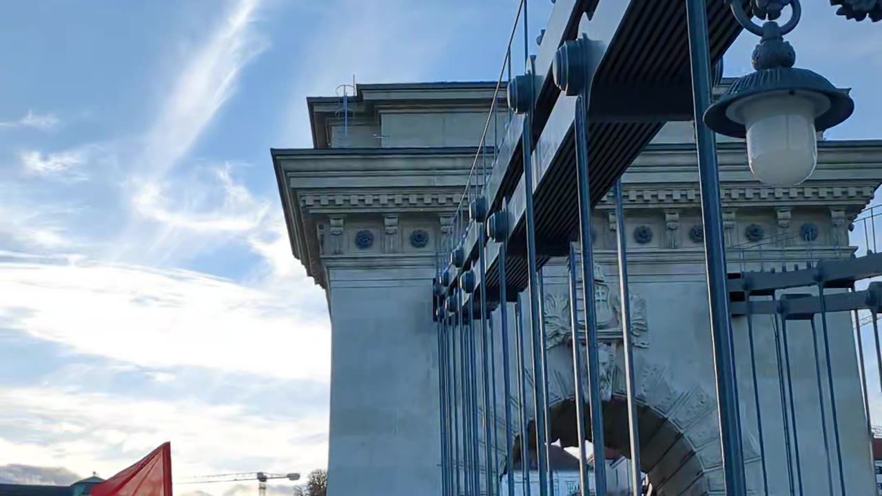 Budapest szechenyi bridge