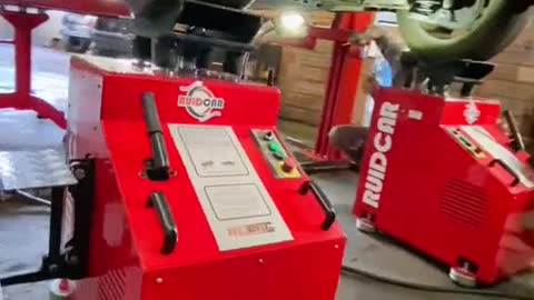 Casting cast iron to make wrench tools