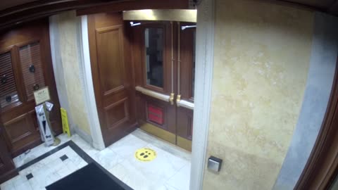 0181USCH01SouthDoorVestibule_2021-01-06_06h20min00s990ms.mp4