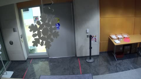 8616OHOB0101B12_2021-01-05_15h57min09s300ms.mp4
