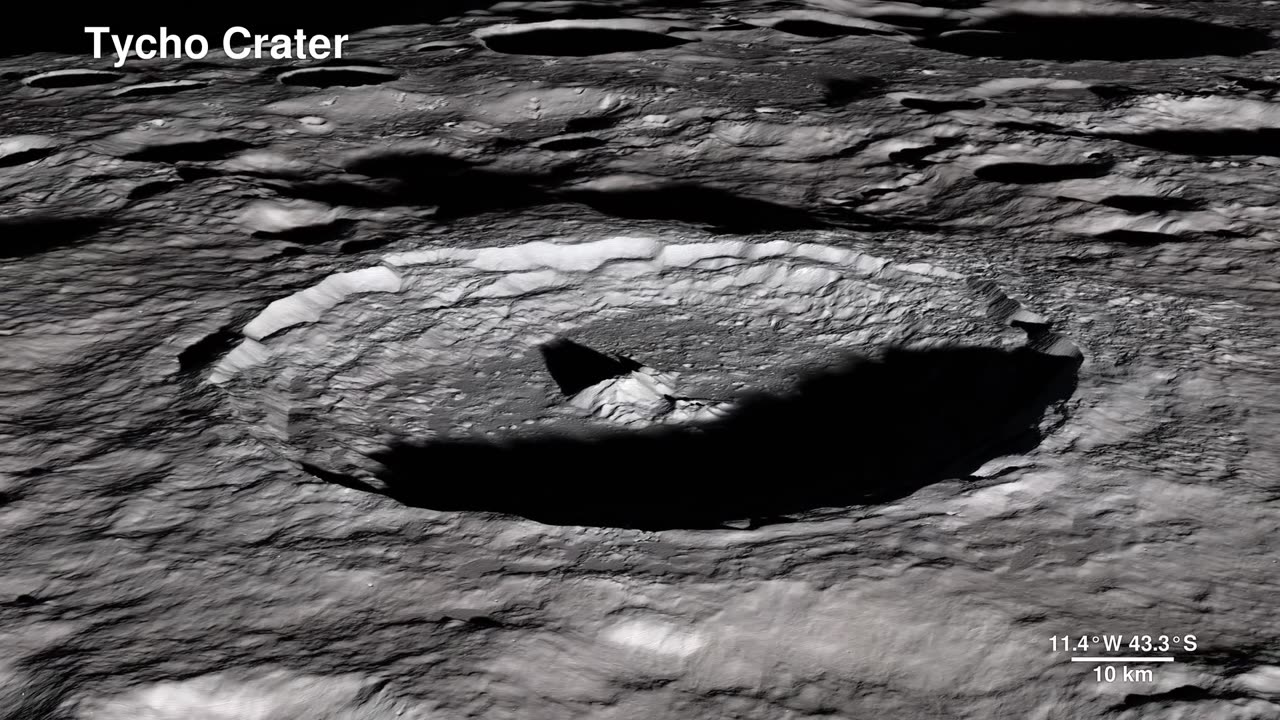 Tour of the Moon in 4K