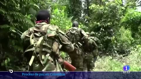 COLOMBIA PETRO y el EJÉRCITO de LIBERACIÓN REANUDAN el PROCESO de PAZ con MADURO como GARANTE IRTVE