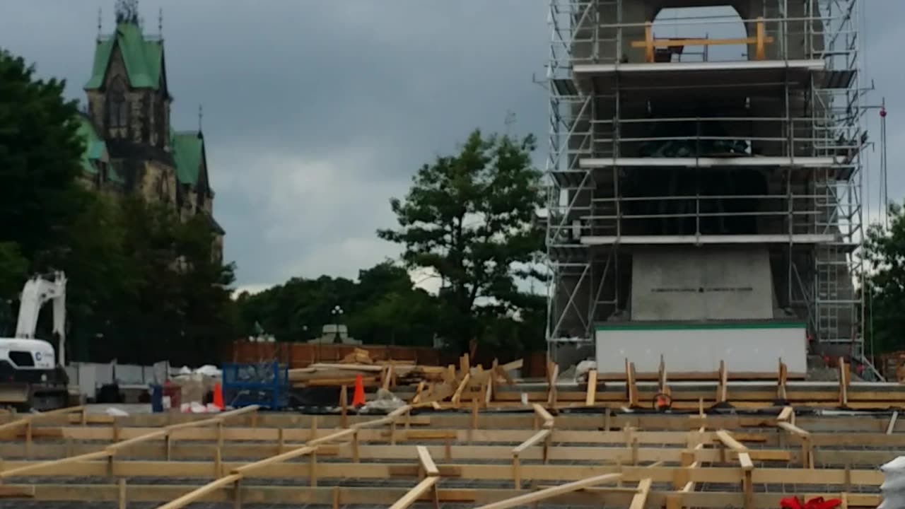 ⚒️ Remembrance Day🔴 @ Work 2016 Repairing The National War Memorial In Ottawa🍁 Canada 🪖 Lest we forget