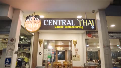 Episode 48 - Singapore Foods found dining by the sea - Part End