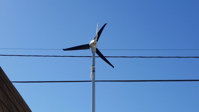 700 Watt Wind Turbine 4