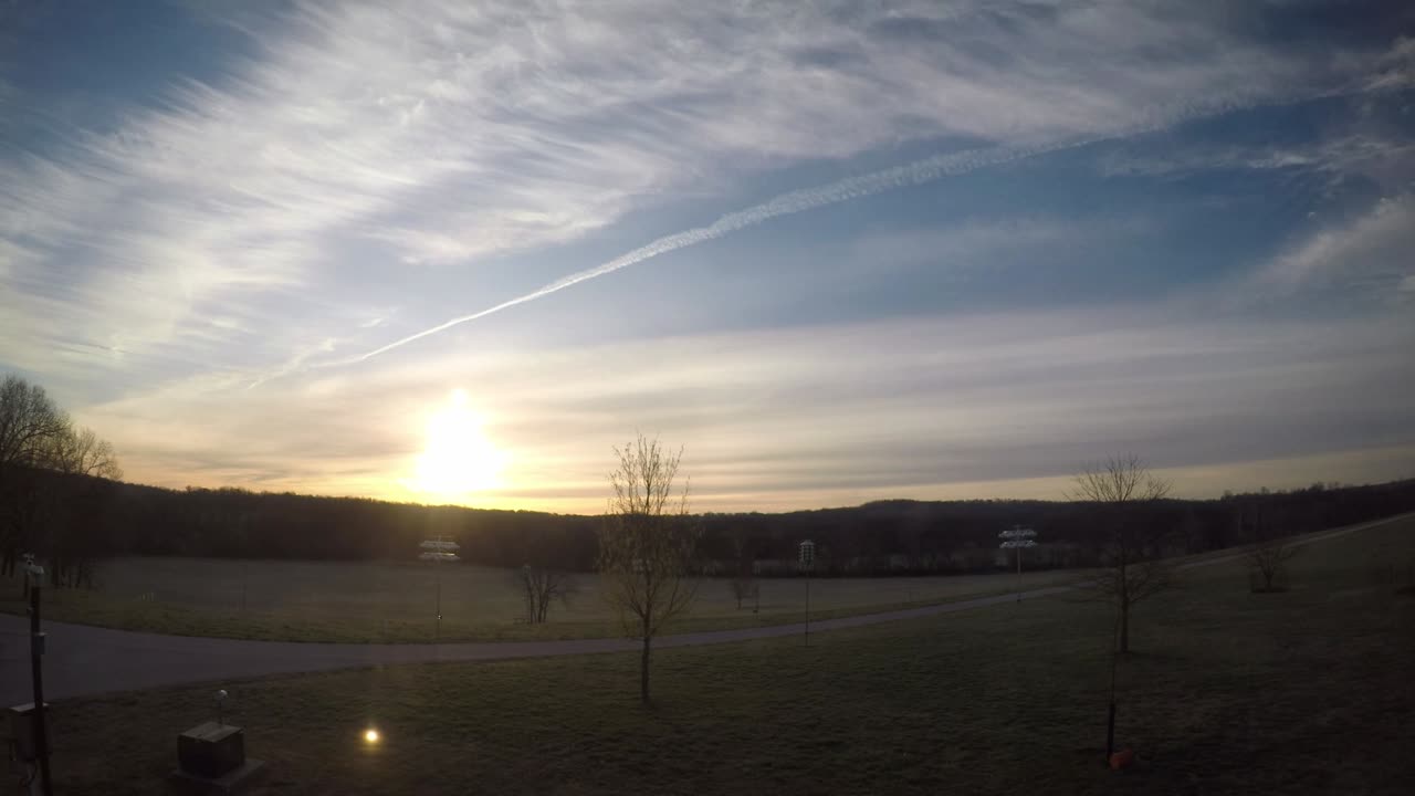 Sun Rise 4 8 23 28f/-2c