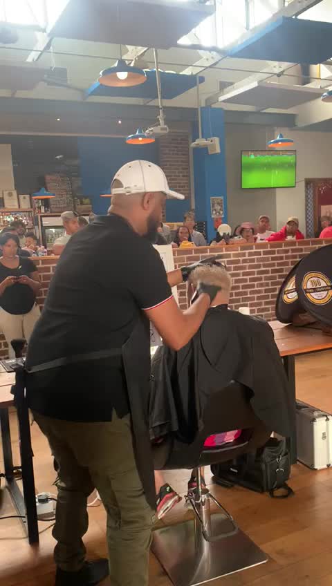 Bonteheuwel barber winds Barber of the Year 2022