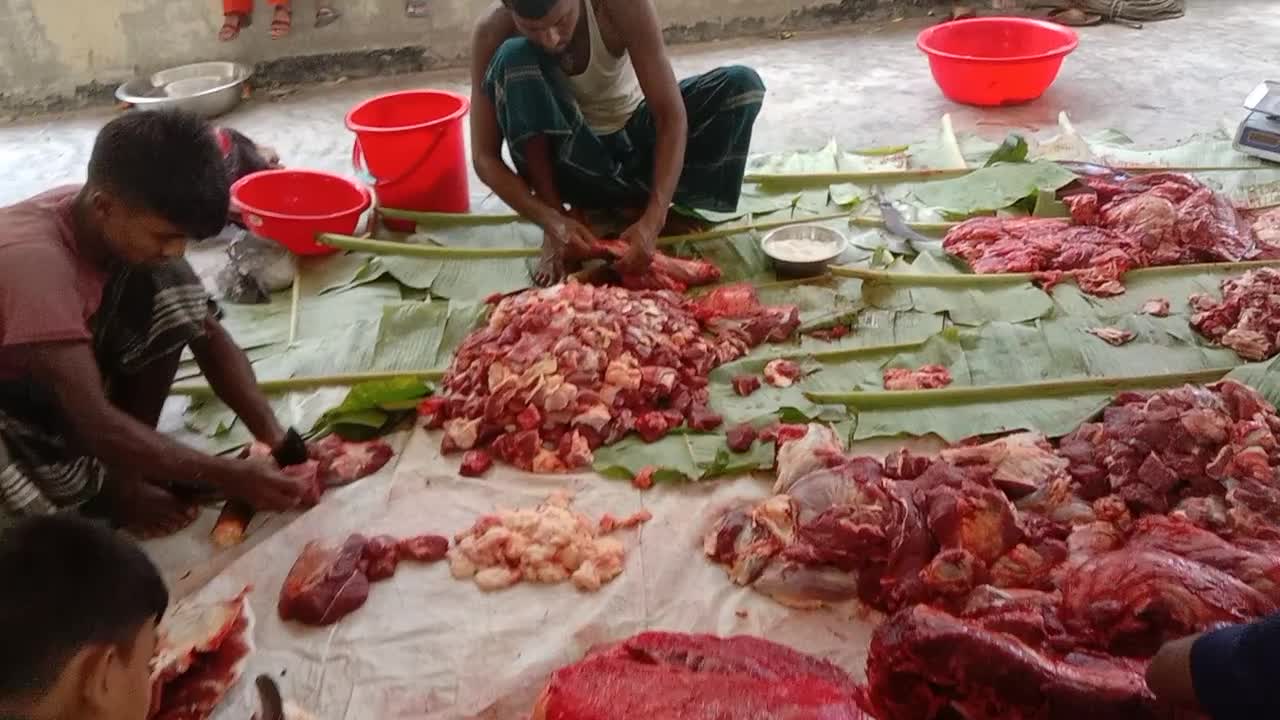 Meat Cutting Viral Video