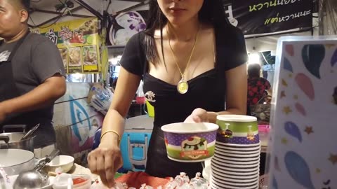 Stunning Girls in an Open market in Thailand, Walking around Bangkok