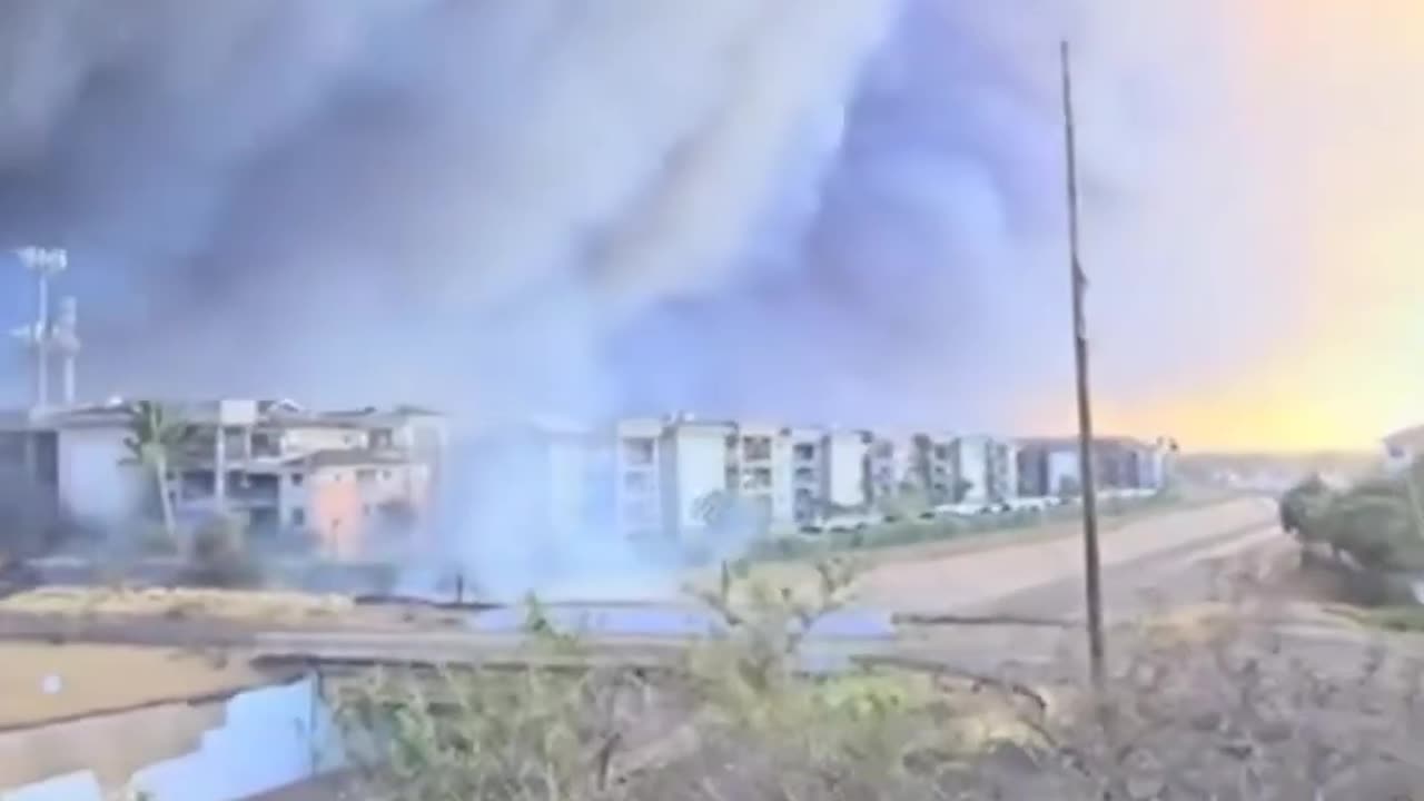 Houses in Hawaii’s Lahaina burnt to the ground