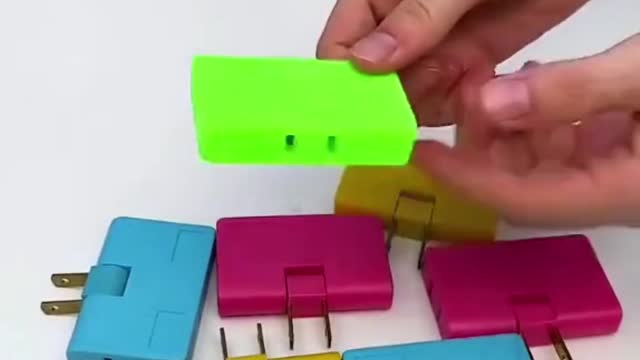 Amazing foldable plug