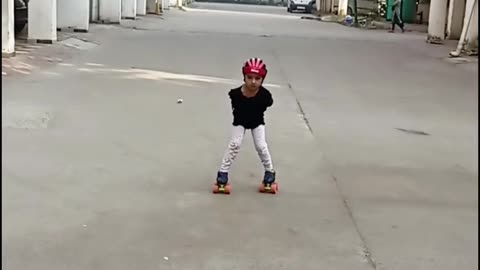 Body bend practice while skating| Skating | Skating girl #rumble #rumble studio #Harshalidhankhola