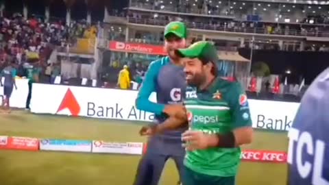 Cricket fans-video cricket lovers-video #cricket #cricketlover