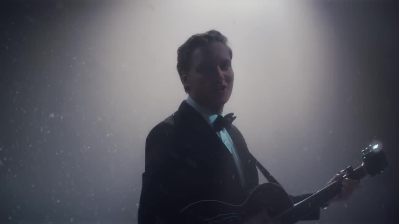 George Ezra - Come On Home For Christmas (Alternate Video)