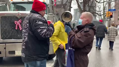 Hahaha! Unhinged masked man in Ottawa