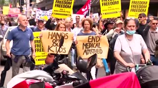 Anti-vaccination protesters take to Australian streets