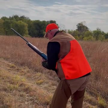 Touchdown/Tampon Timmy can't even load a gun