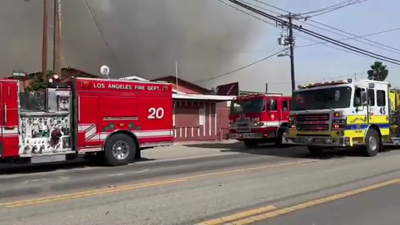 Several Injuries Reported, Multiple Structures Threatened in Ventura County