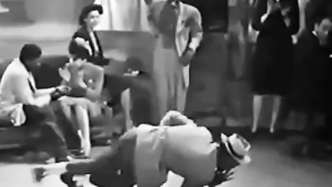 “Rare Footage Of Breaking In 1940”