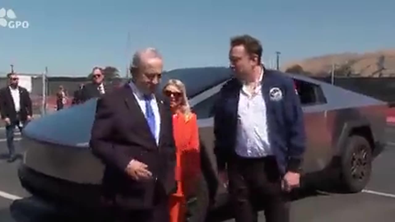 Elon Musk gives Netanyahu a Tesla Cybertruck drive